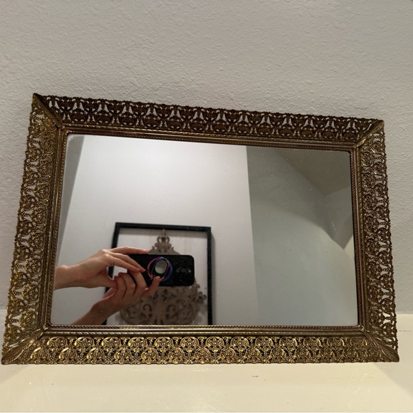 Vintage Ornate Ormolu Gold Filigree Mirrored Vanity Tray - Picture 5 of 11